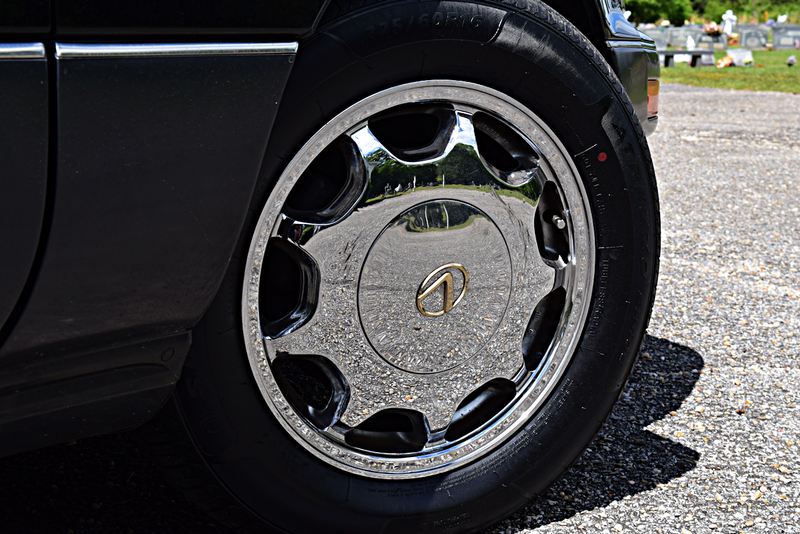 Illustration for article titled Breaking Down my 1990 Lexus LS400: What's the Deal?
